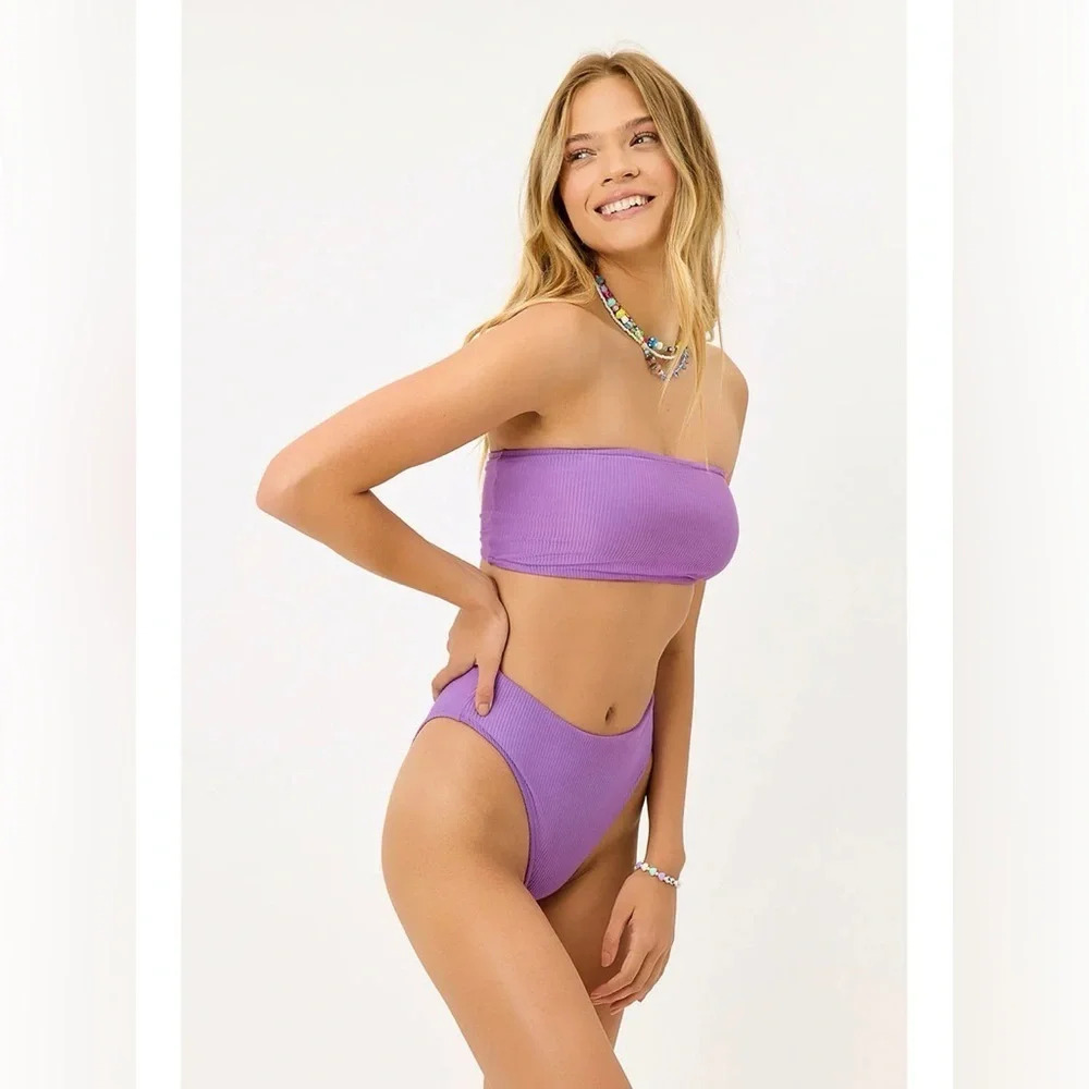 Frankies Bikinis new without